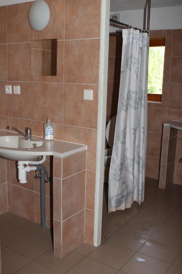 Mlyn-Osvracin Apartment Luaran gambar
