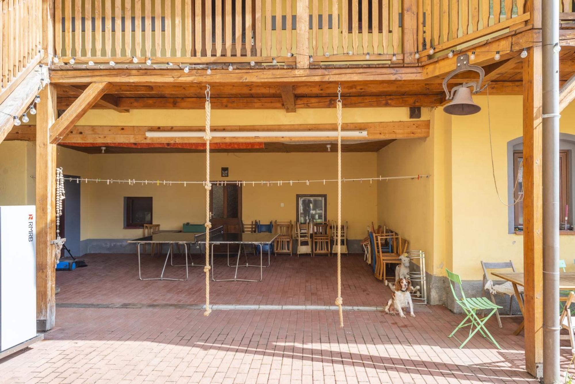 Mlyn-Osvracin Apartment Luaran gambar